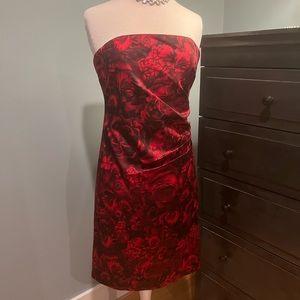 Holiday Ready!! Ann Taylor Strapless Rose Dress - GORGEOUS